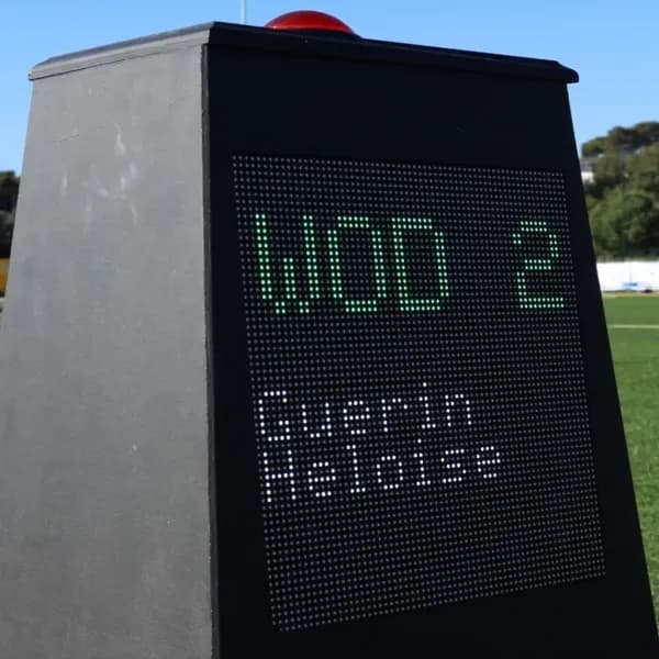 Écran LED affichant le WOD